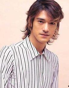 金城武个人资料,魅力四射的亚洲影帝，跨越时空的影视传奇