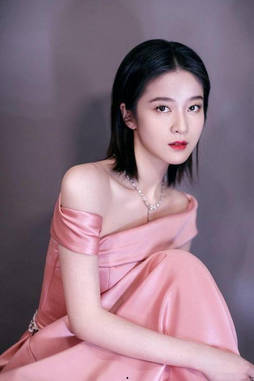 97年 女明星,璀璨星途与青春印记