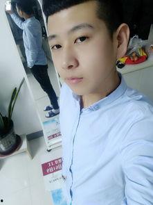 乐桐个人资料,才华横溢的音乐才子，演绎青春旋律